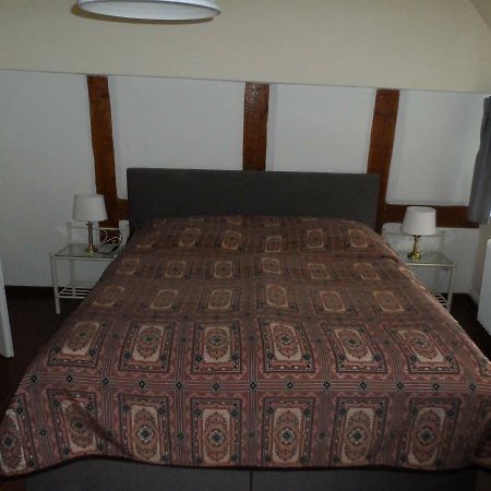 גוסלר Altes Tageloehnerhaus Von 1510 Mit Garten Und Parkplatz מראה חיצוני תמונה