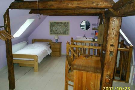 גוסלר Altes Tageloehnerhaus Von 1510 Mit Garten Und Parkplatz מראה חיצוני תמונה